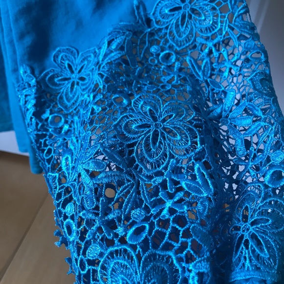 Tahari Turquoise Blouse With Sleeve Detail Size XS - Picture 9 of 9